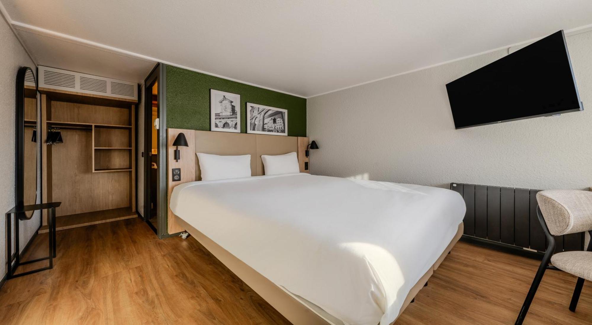 Campanile Montpellier Est Le Millenaire Hotel Exterior photo
