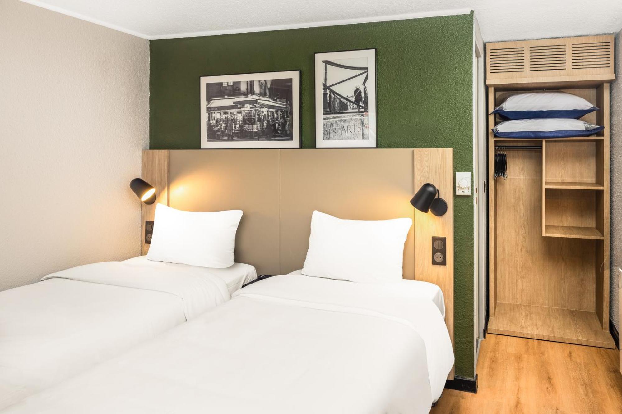Campanile Montpellier Est Le Millenaire Hotel Exterior photo