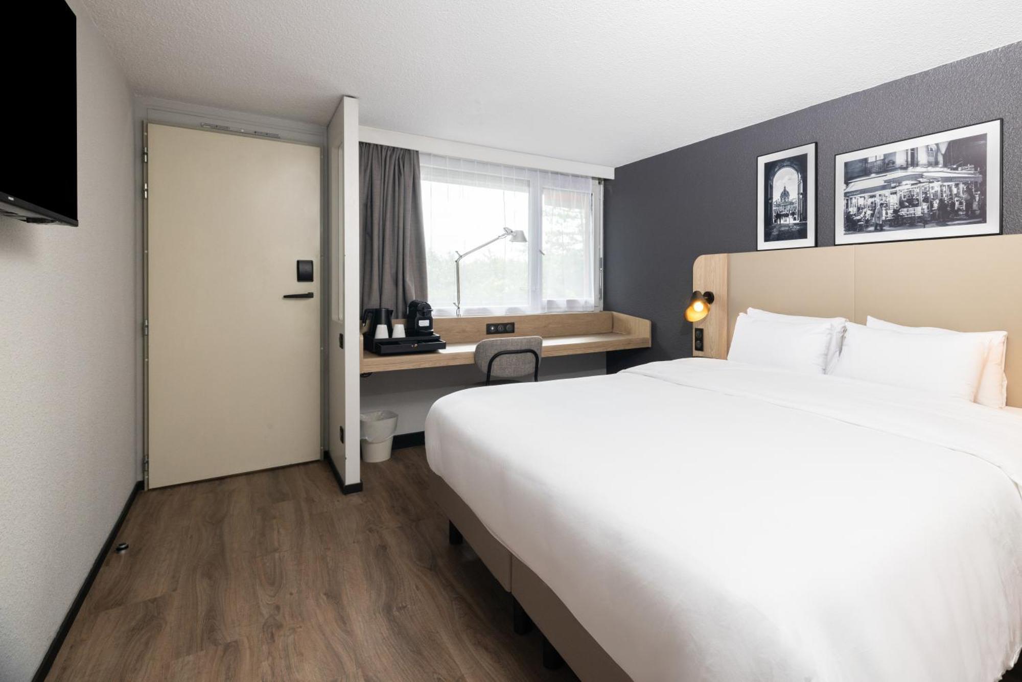 Campanile Montpellier Est Le Millenaire Hotel Exterior photo